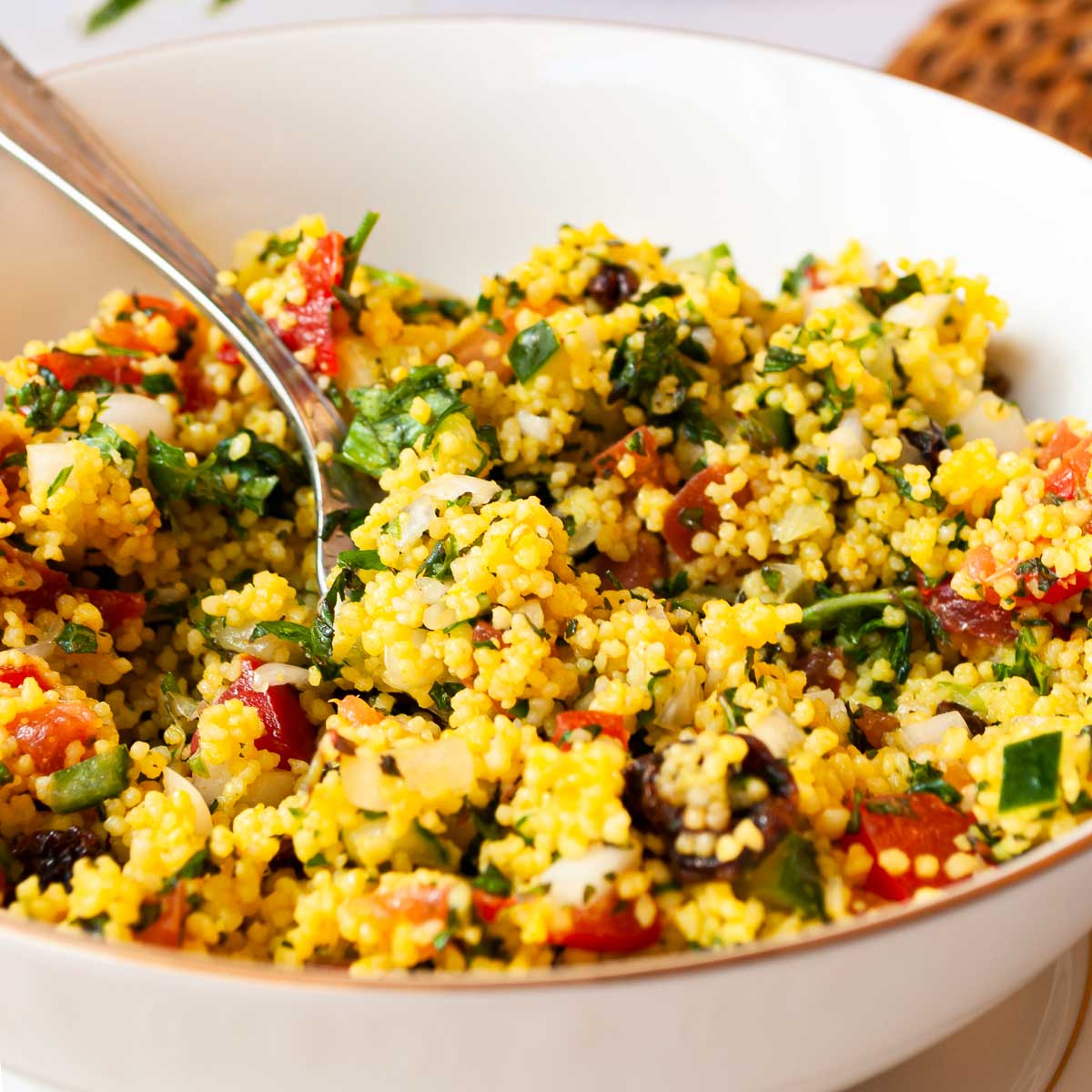 Couscous Tabbouleh: Your Quick & Easy Mediterranean Side Dish